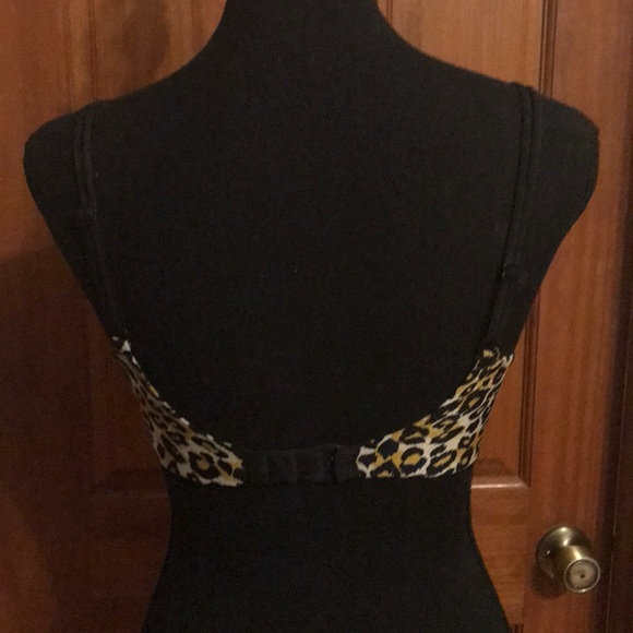 Victoria's Secret Demi Size 32DD - Picture 5 of 8